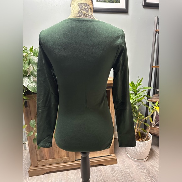 Old Navy forest green bodysuit. Size Medium. NWT. - Picture 2 of 2
